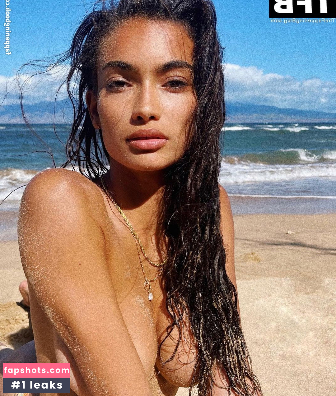 Kelly Gale gallery photo #194