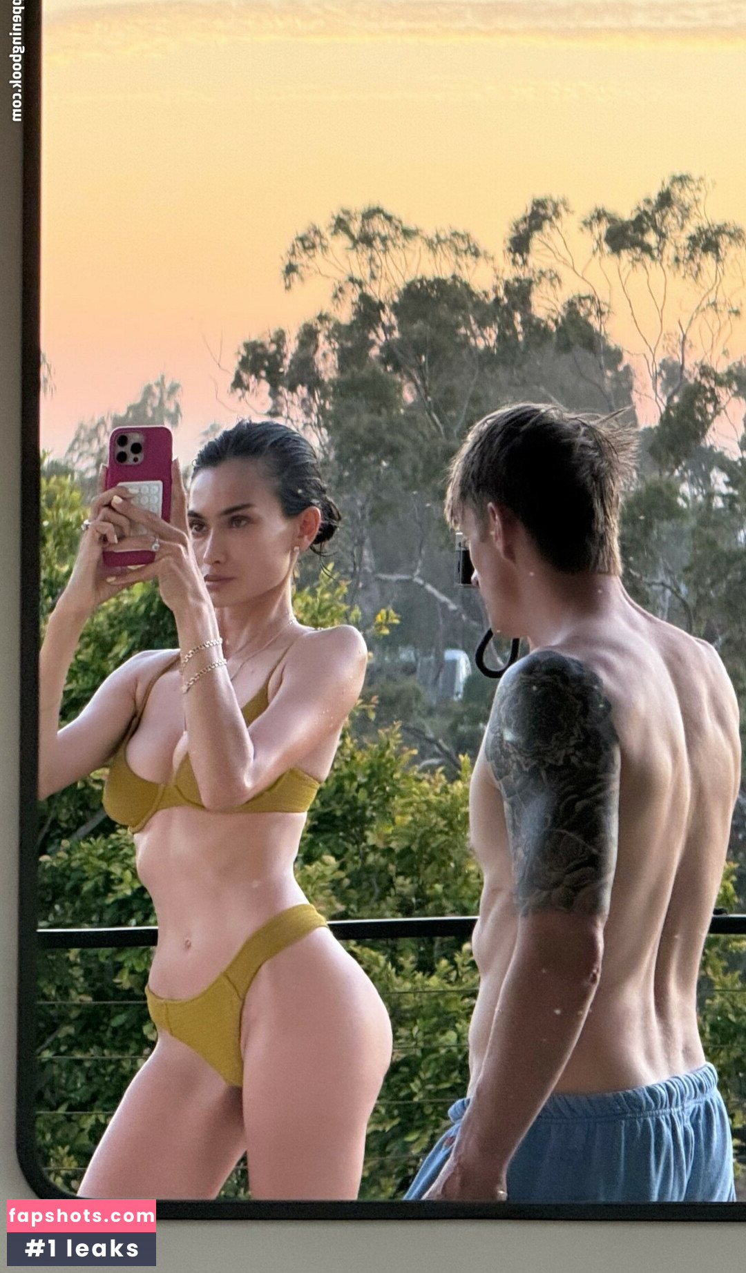 Kelly Gale gallery photo #3