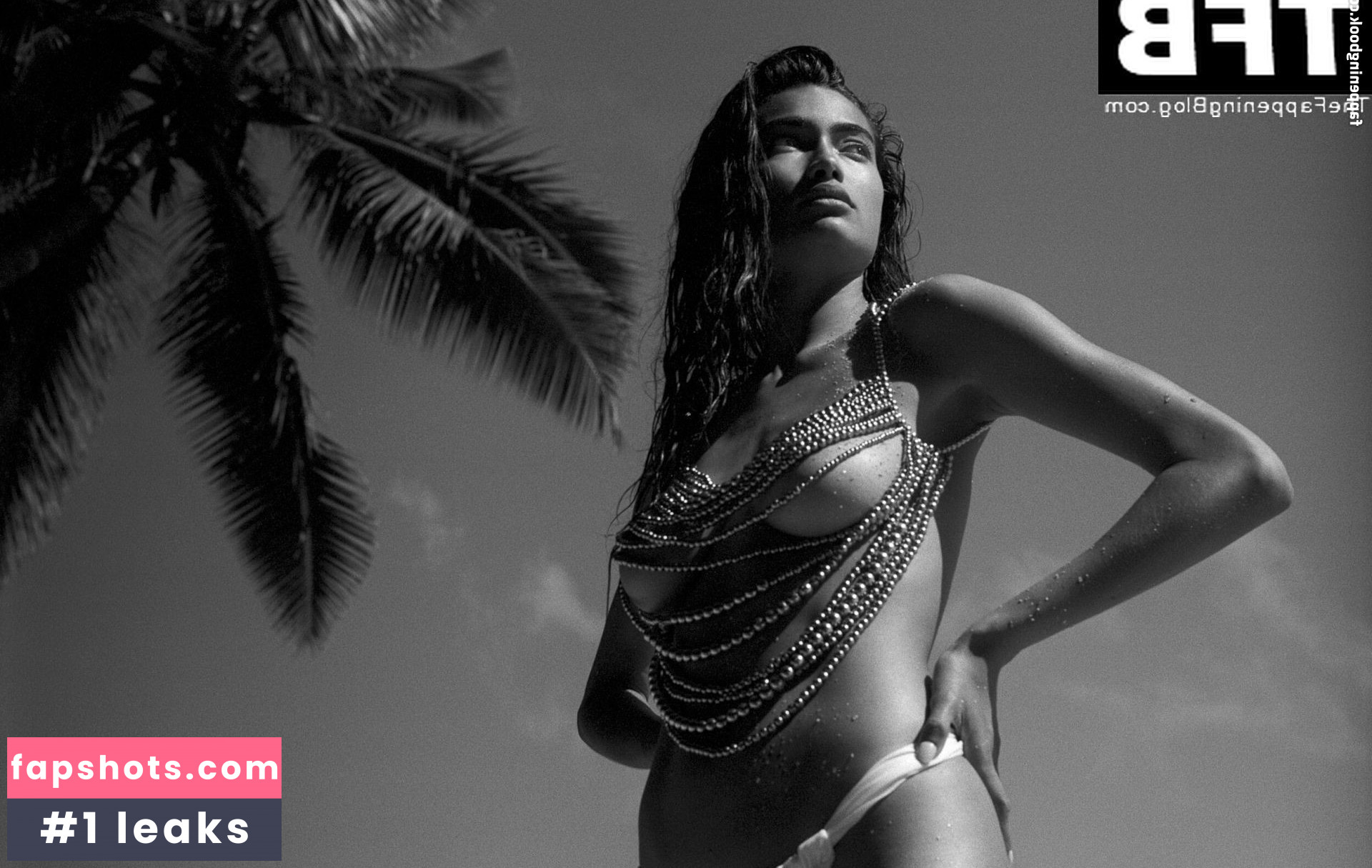 Kelly Gale gallery photo #208