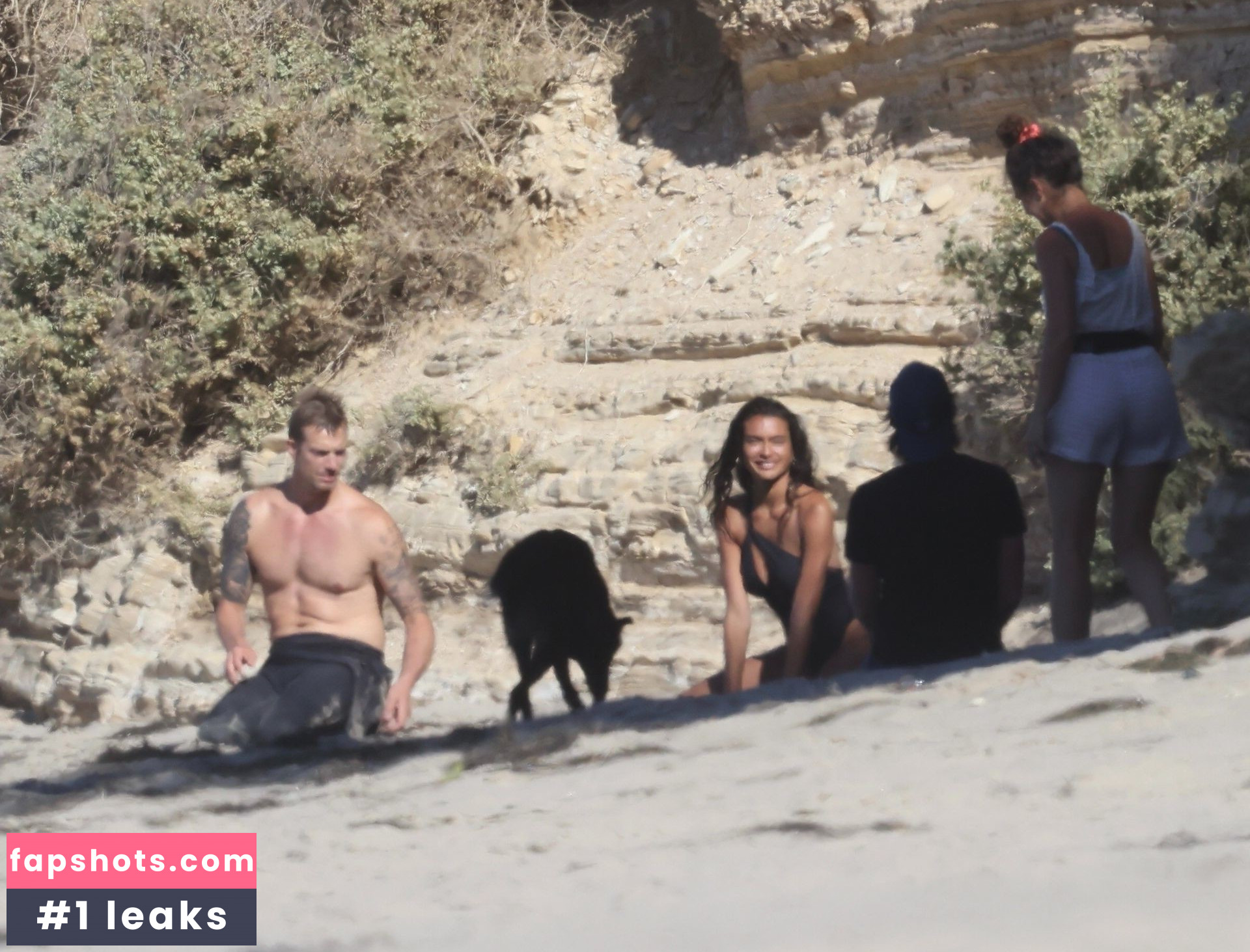 Kelly Gale gallery photo #234