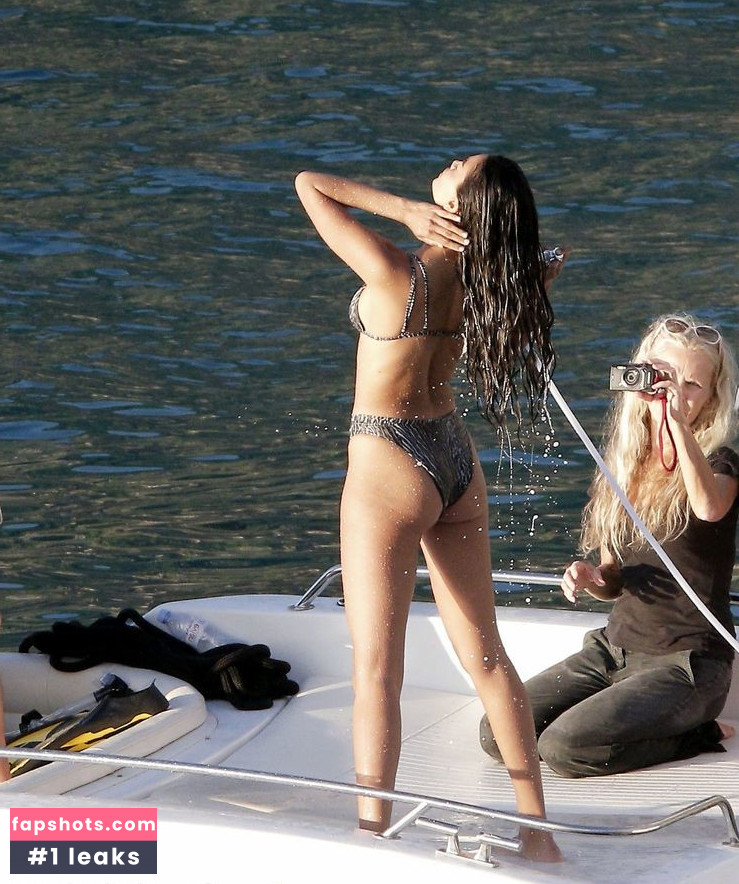 Kelly Gale gallery photo #275