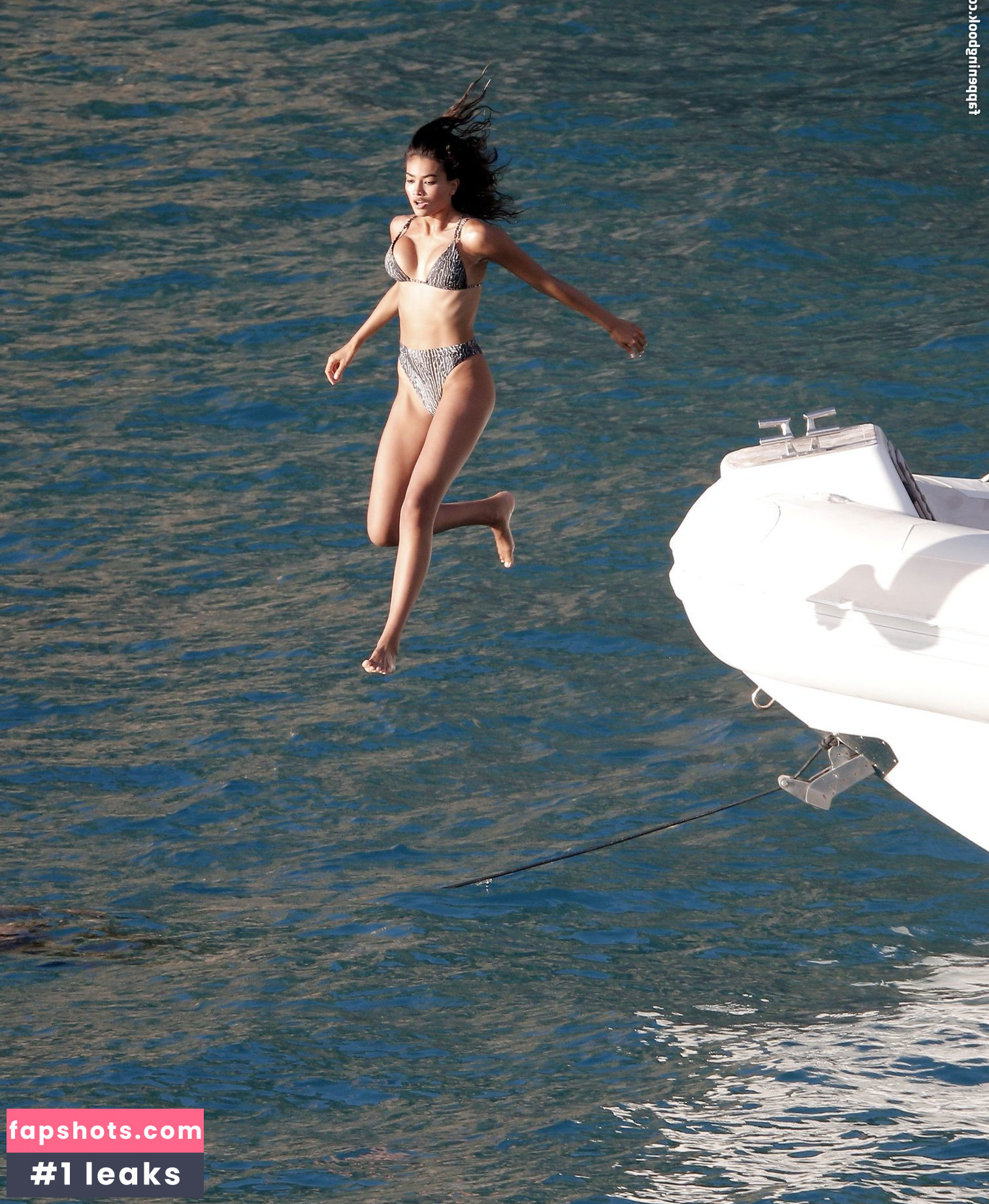 Kelly Gale gallery photo #291