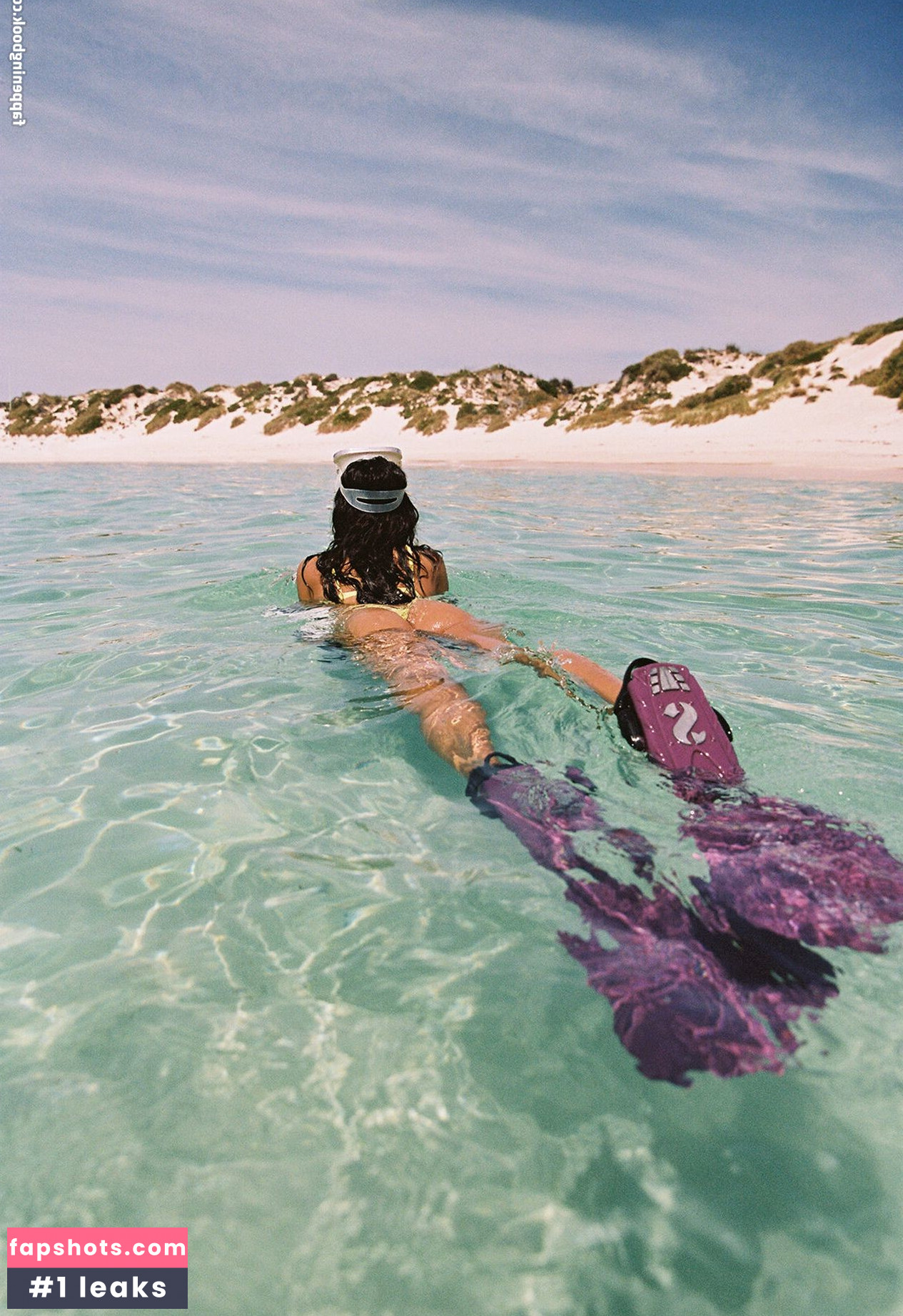 Kelly Gale gallery photo #323