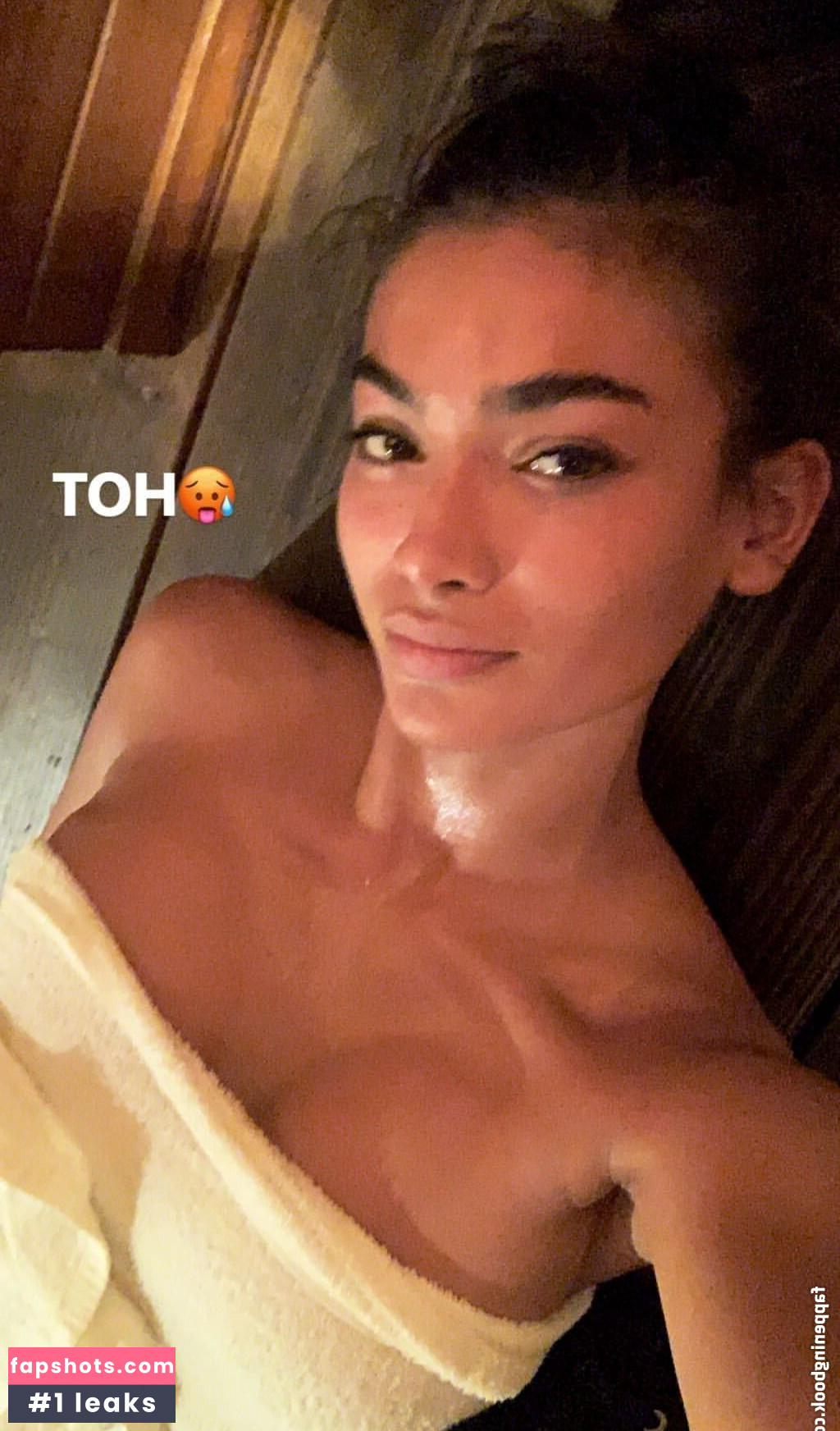 Kelly Gale gallery photo #367
