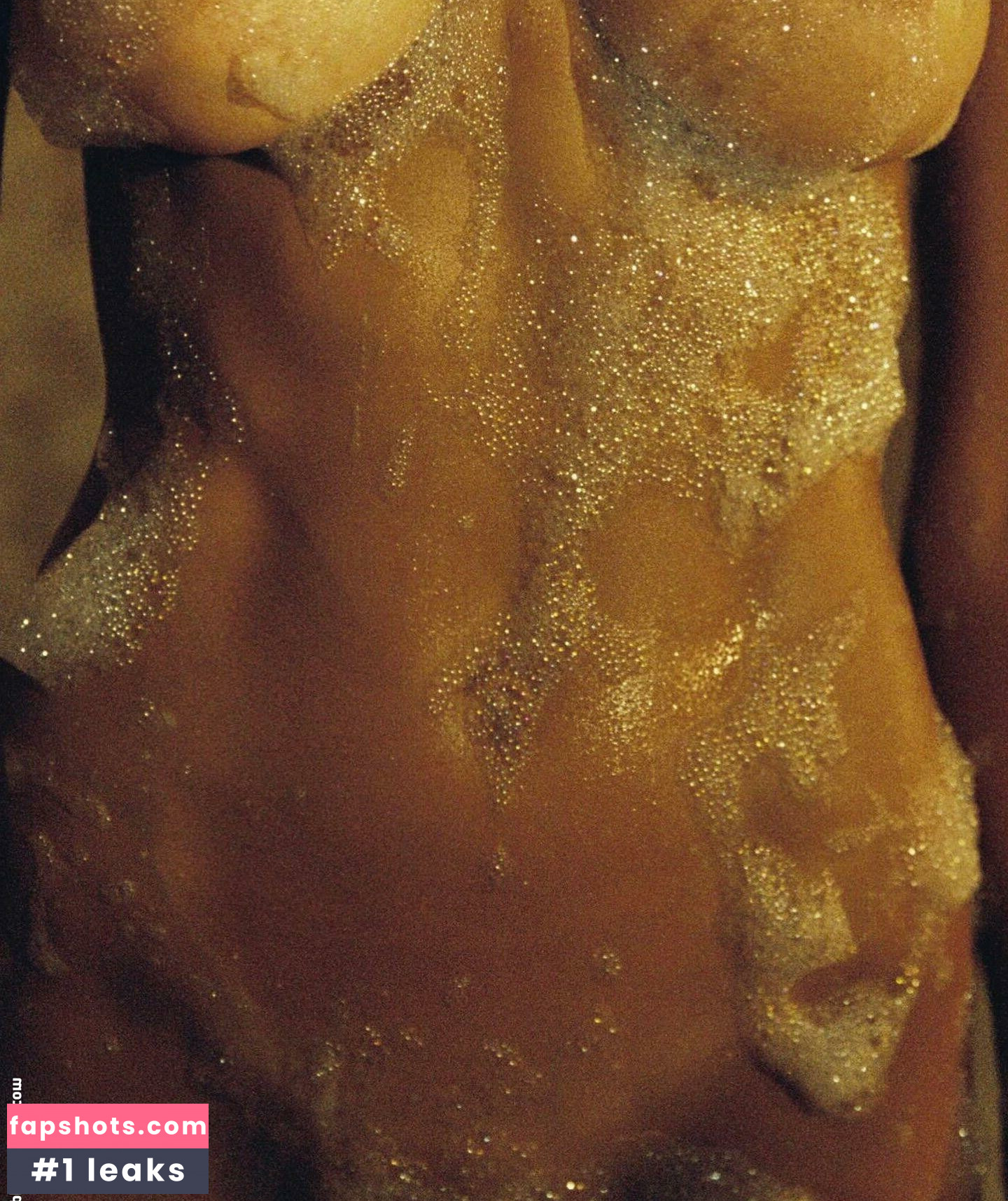 Kelly Gale gallery photo #9