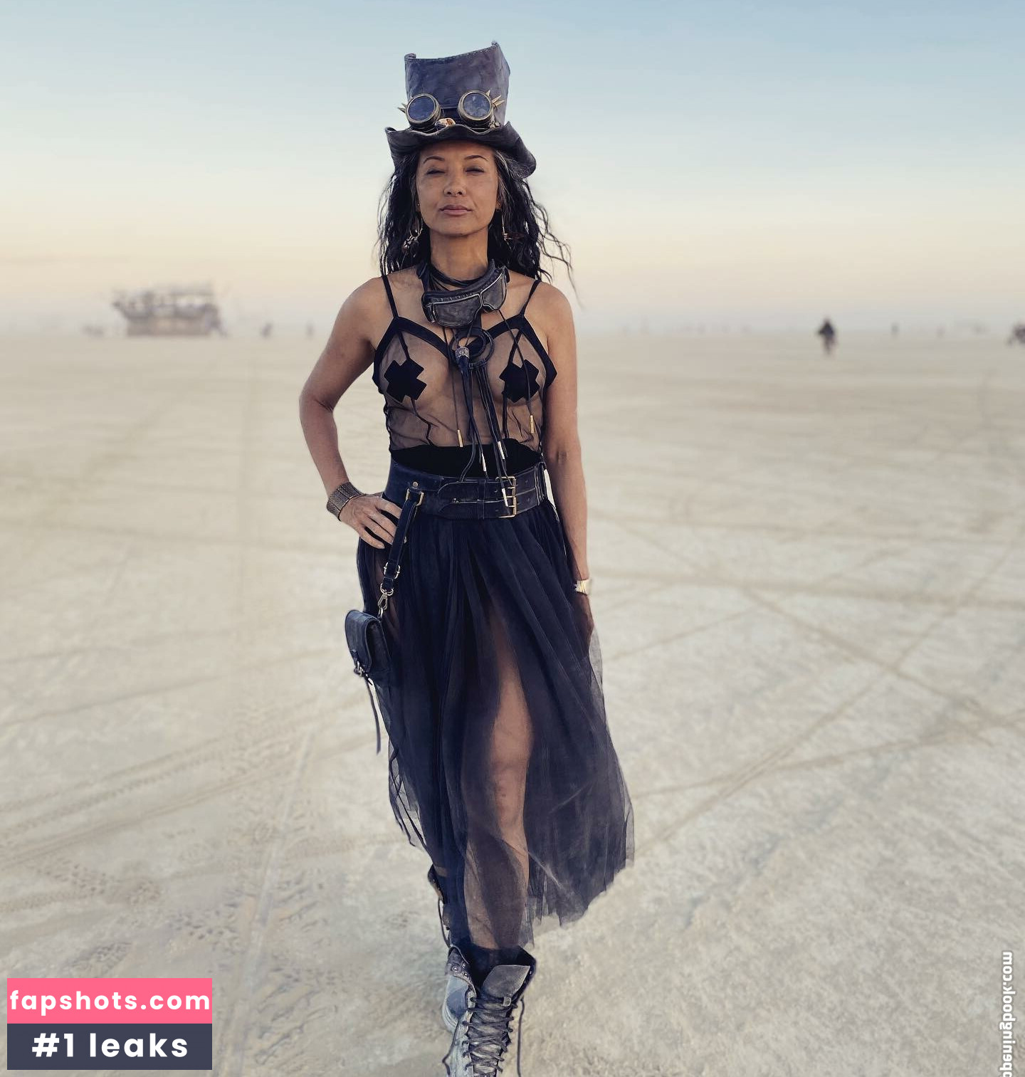 Kelly Hu gallery photo #30