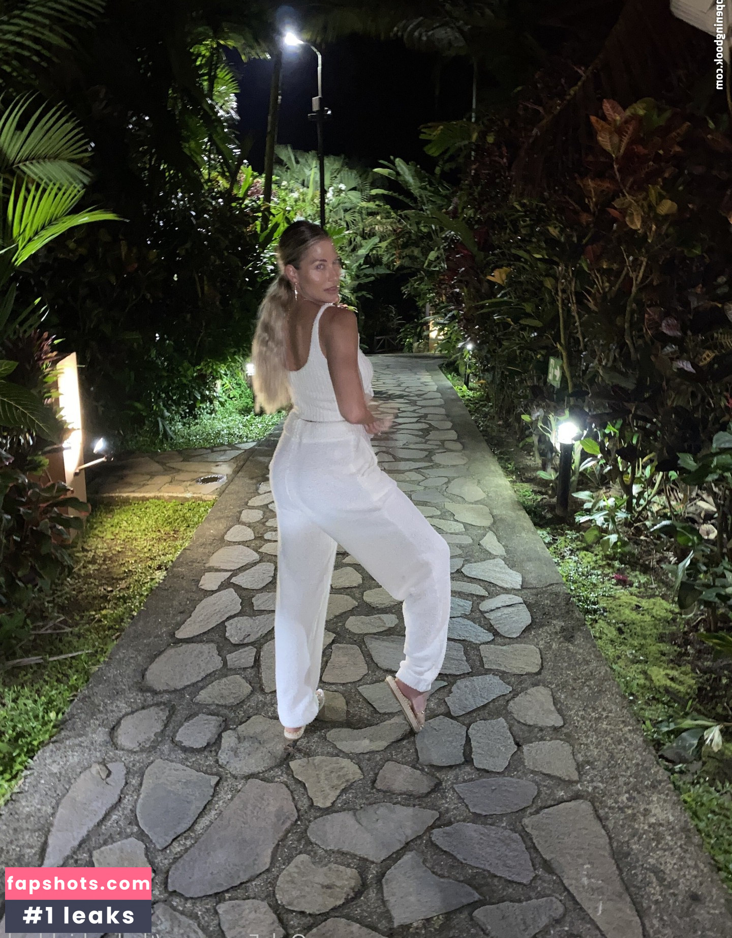 Kelly Kelly gallery photo #55