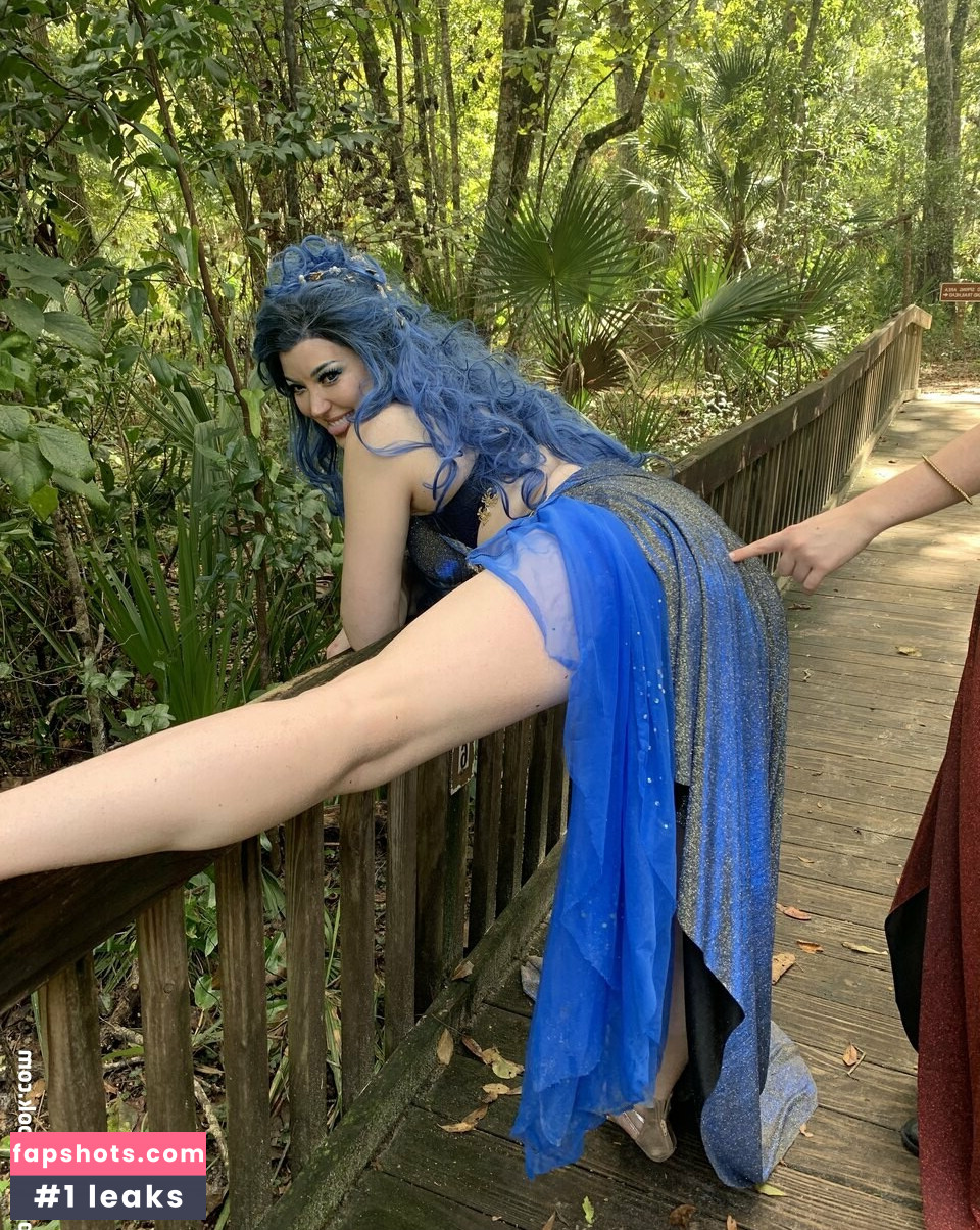 Kelly Kirstein gallery photo #91