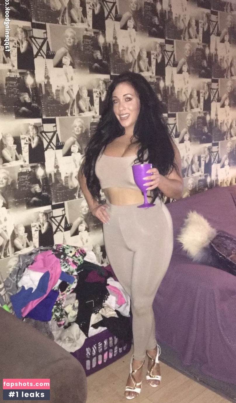 Kelly Louise Sheridan gallery photo #16