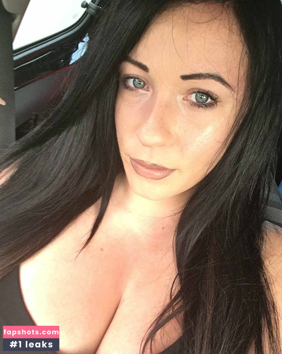 Kelly Louise Sheridan gallery photo #7