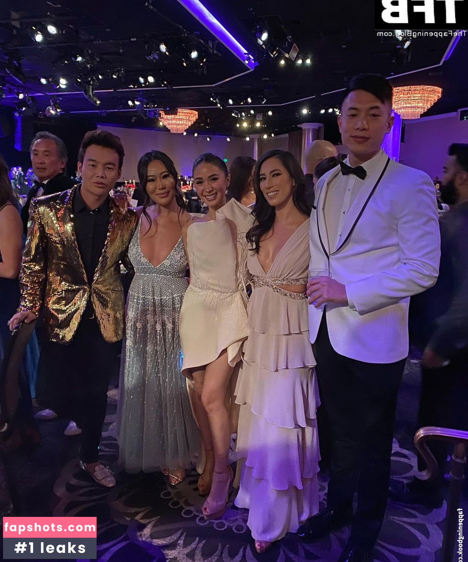 Kelly Mi Li gallery photo #34