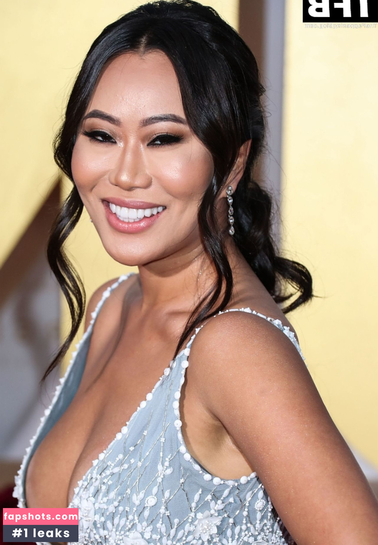 Kelly Mi Li gallery photo #41