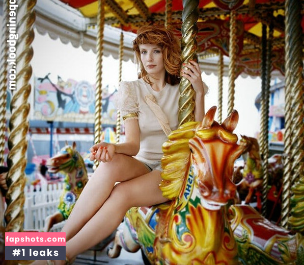 Kelly Reilly gallery photo #23