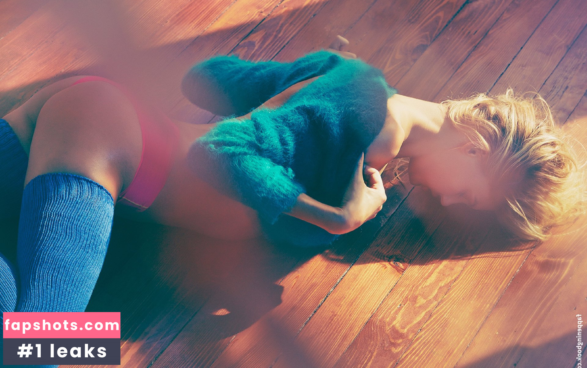 Kelly Rohrbach gallery photo #210