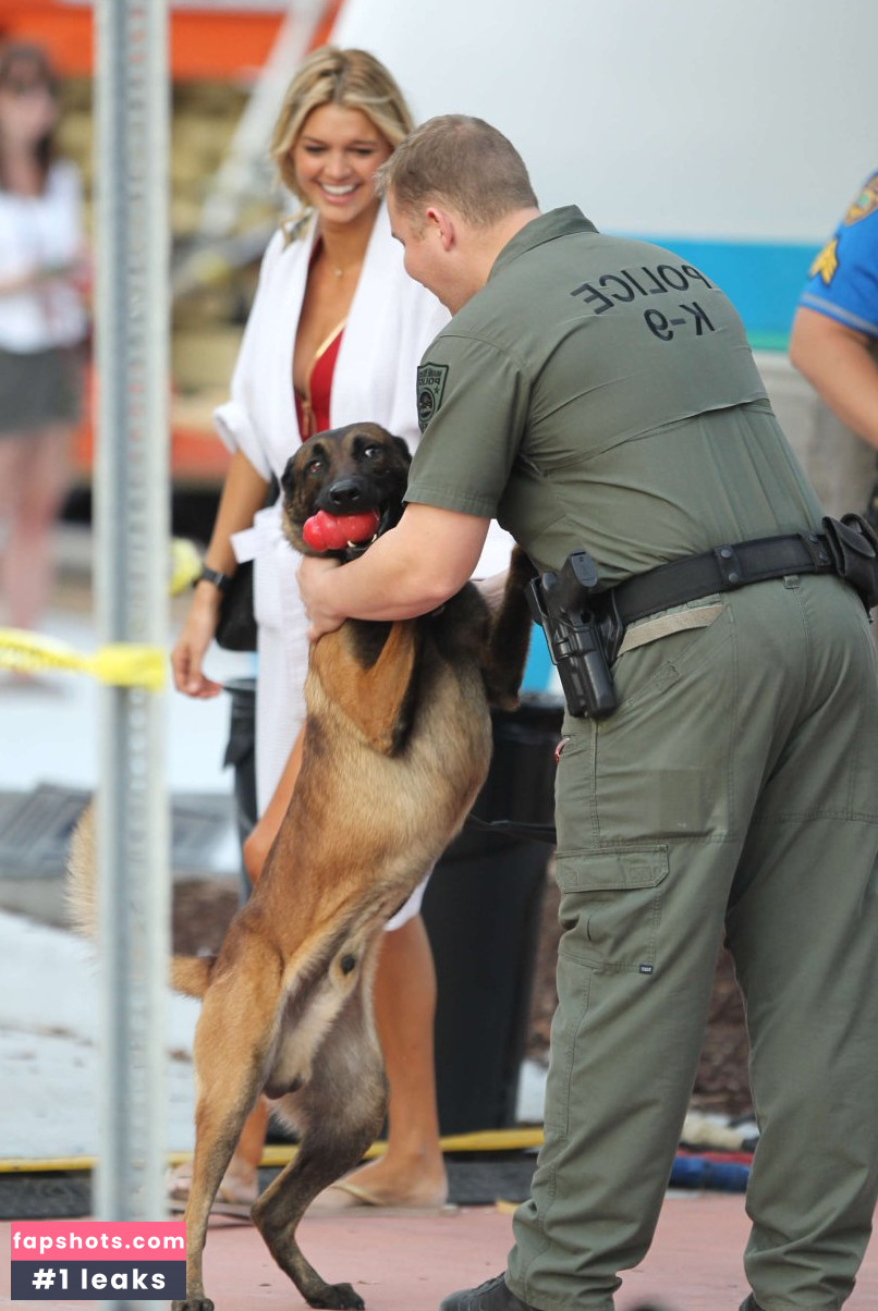 Kelly Rohrbach gallery photo #393