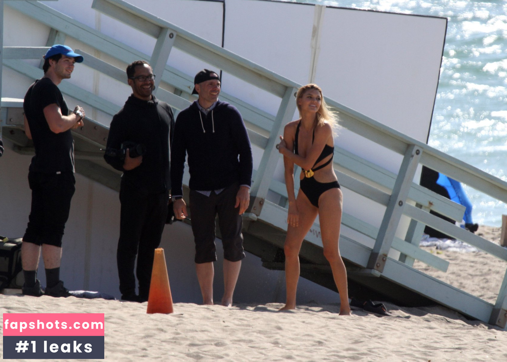 Kelly Rohrbach gallery photo #513