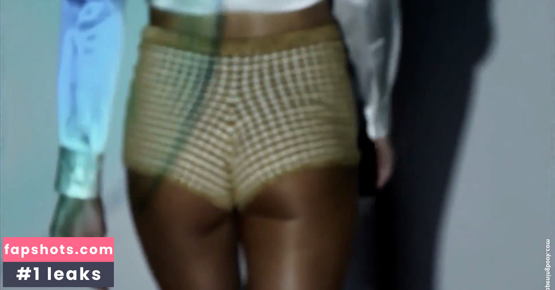 Kelly Rohrbach gallery photo #591