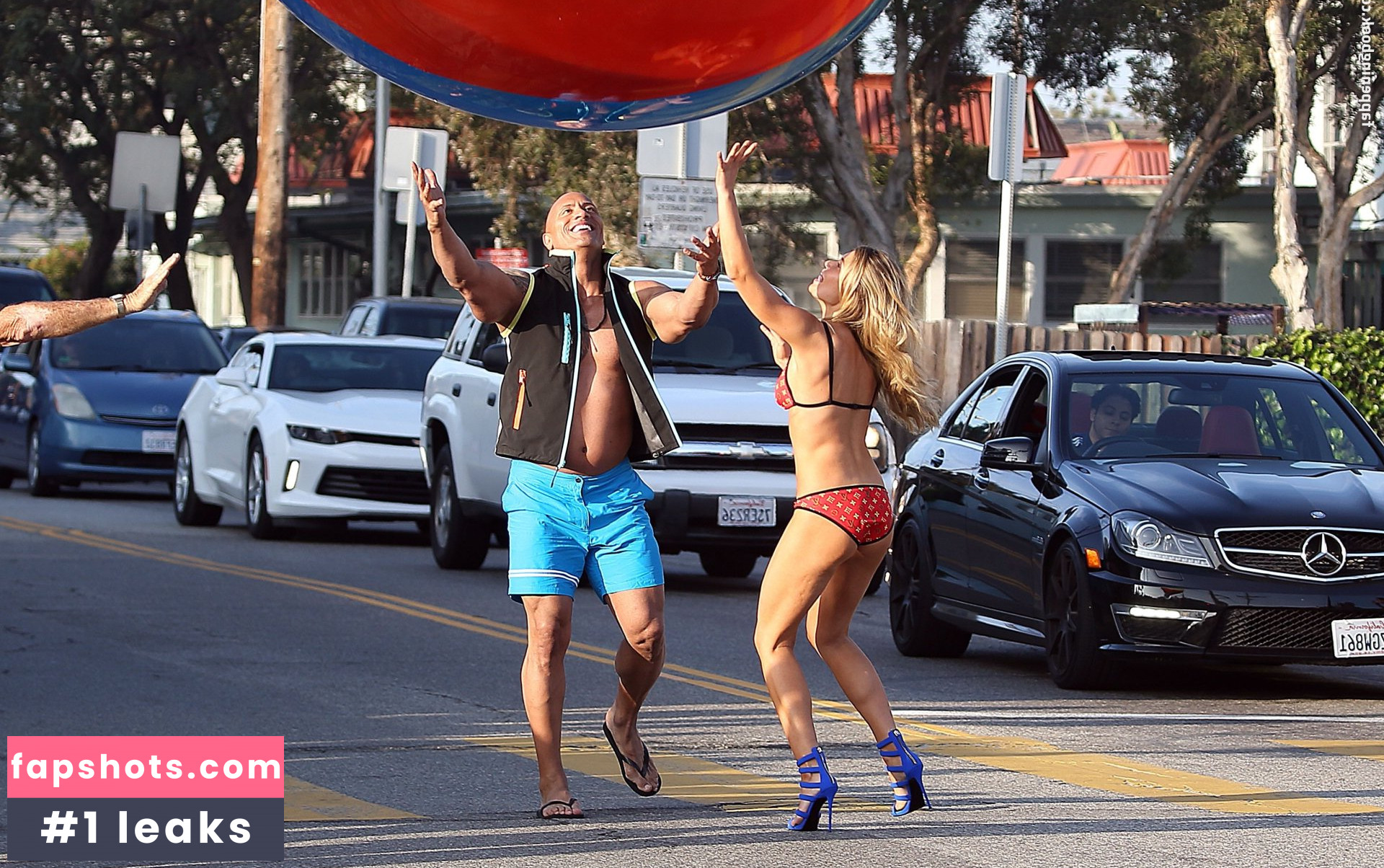 Kelly Rohrbach gallery photo #613