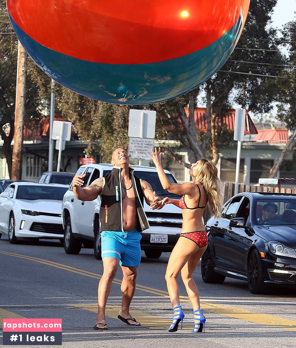 Kelly Rohrbach gallery photo #615