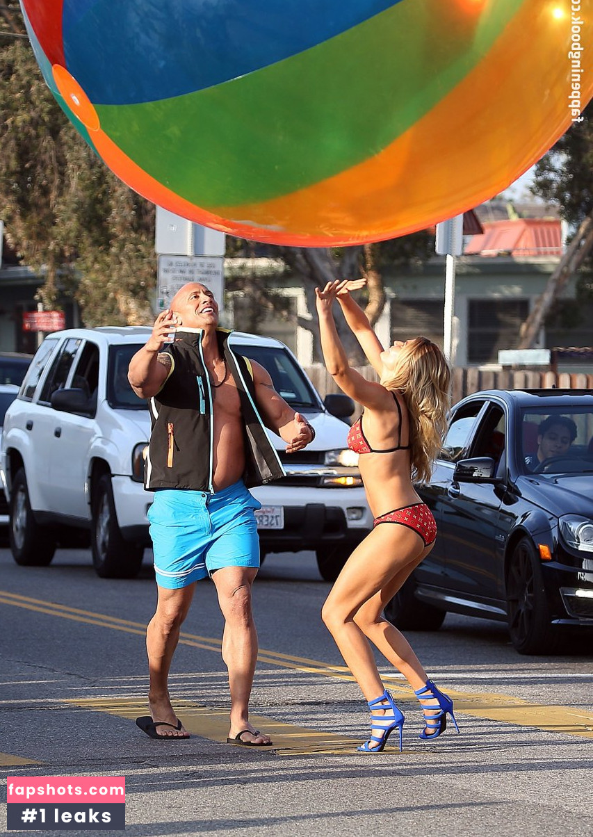 Kelly Rohrbach gallery photo #620