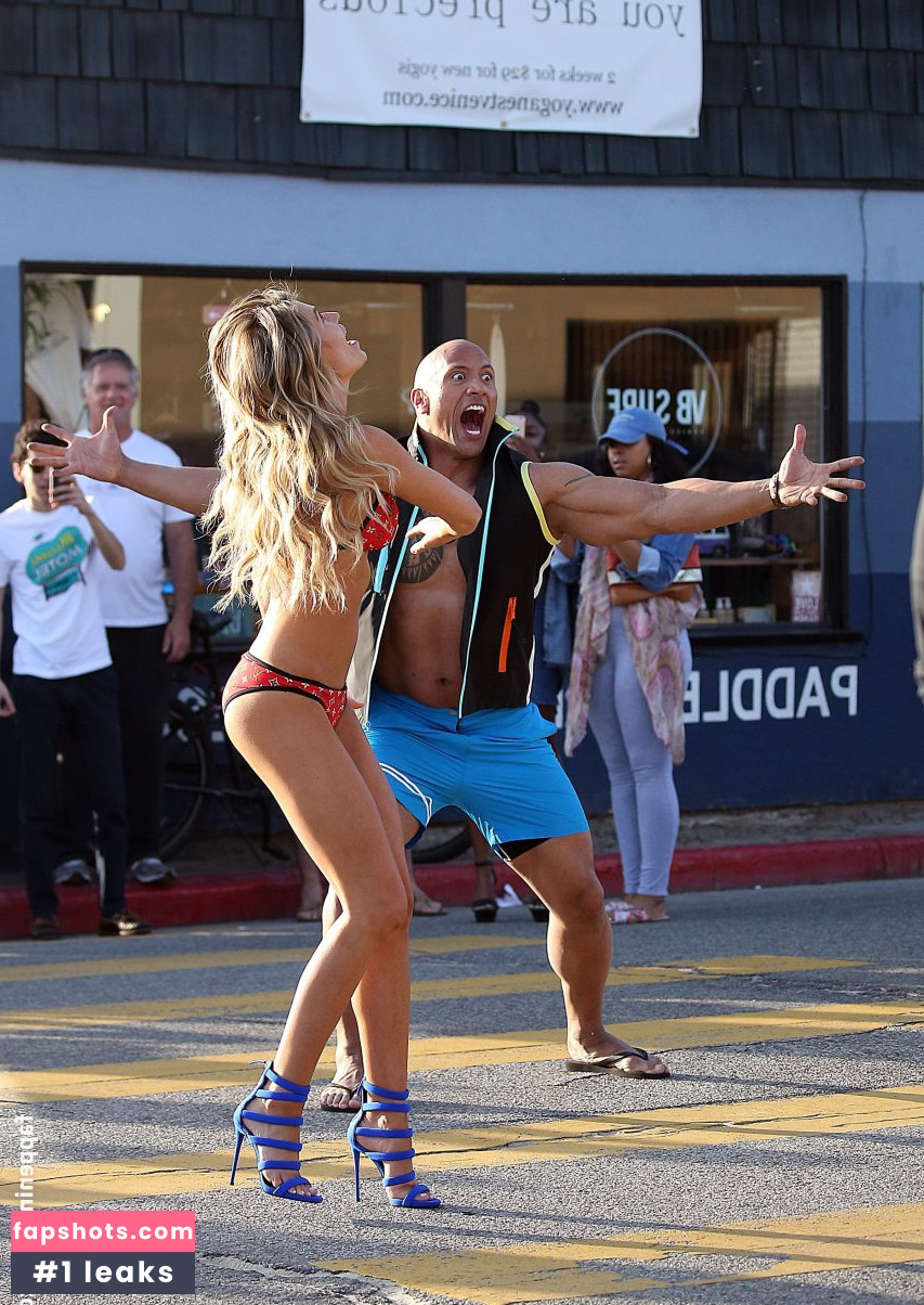 Kelly Rohrbach gallery photo #636