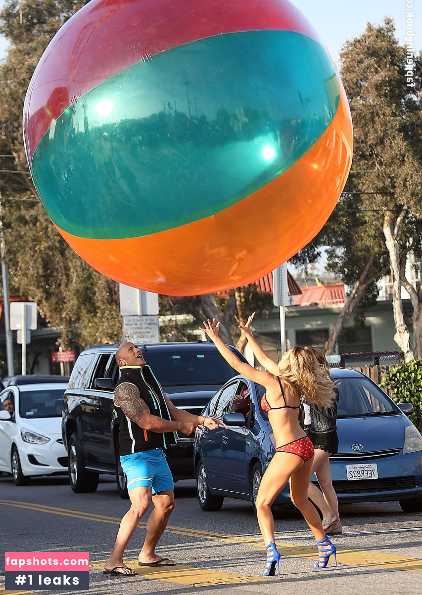 Kelly Rohrbach gallery photo #642