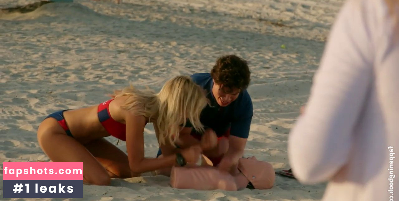 Kelly Rohrbach gallery photo #675