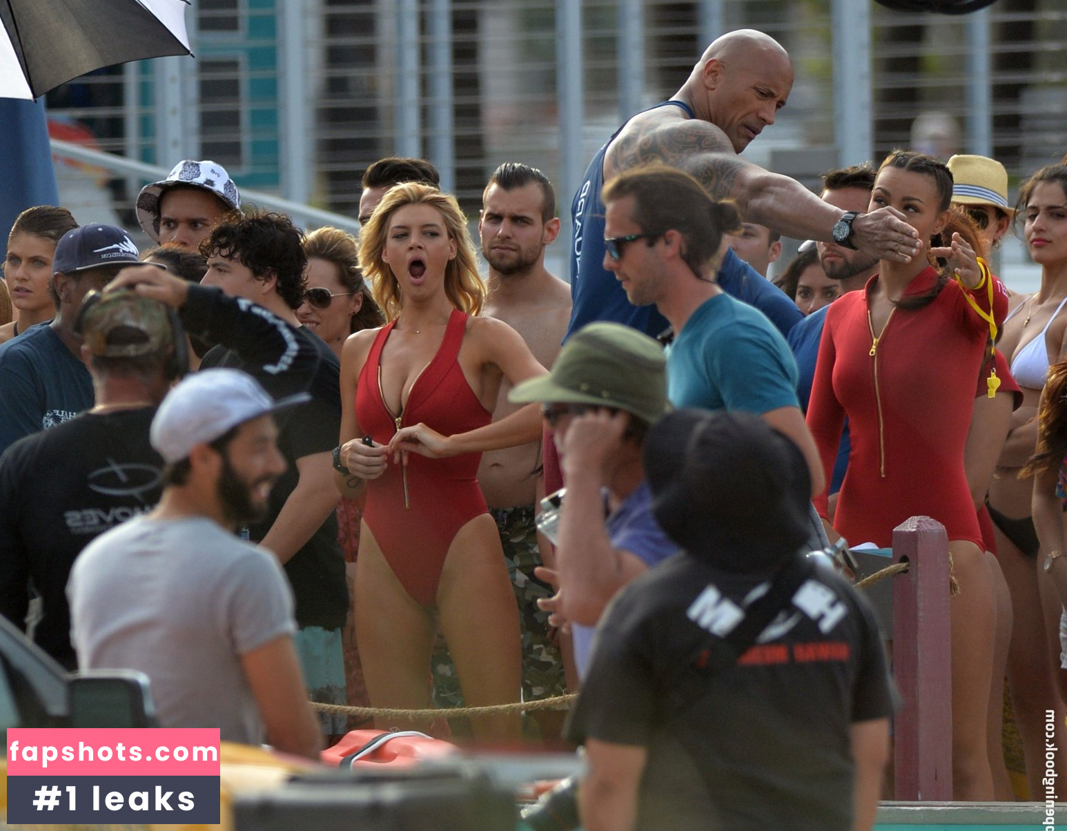 Kelly Rohrbach gallery photo #719