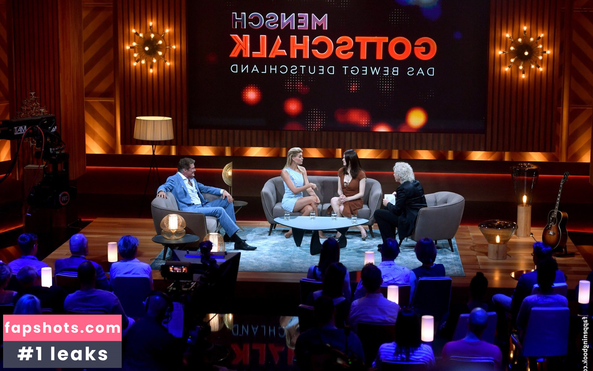 Kelly Rohrbach gallery photo #726