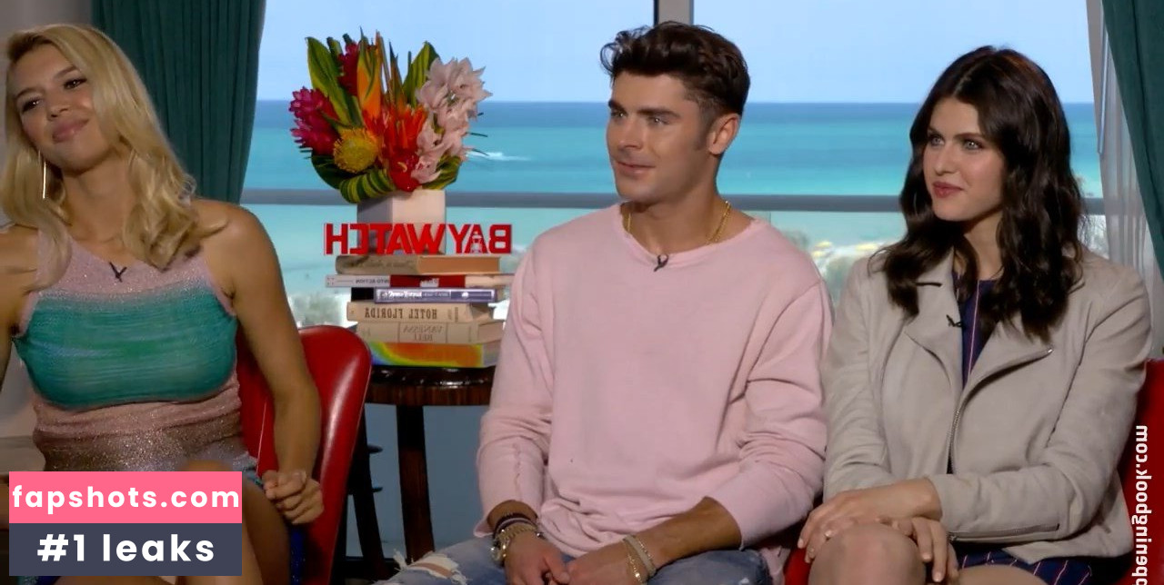 Kelly Rohrbach gallery photo #740