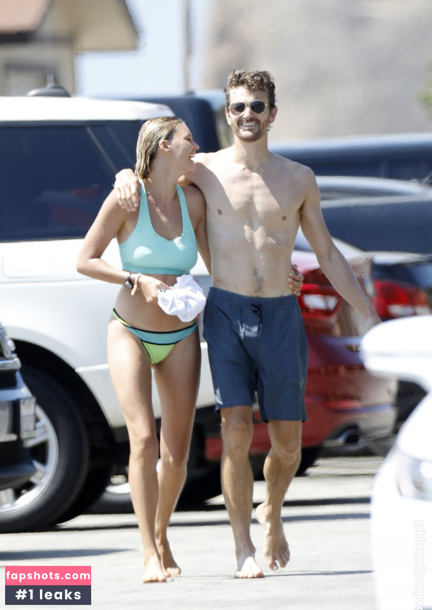 Kelly Rohrbach gallery photo #797