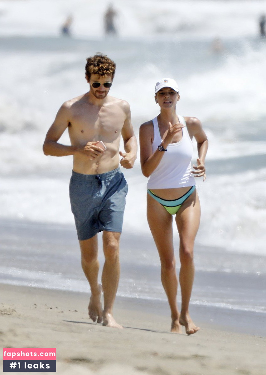 Kelly Rohrbach gallery photo #840