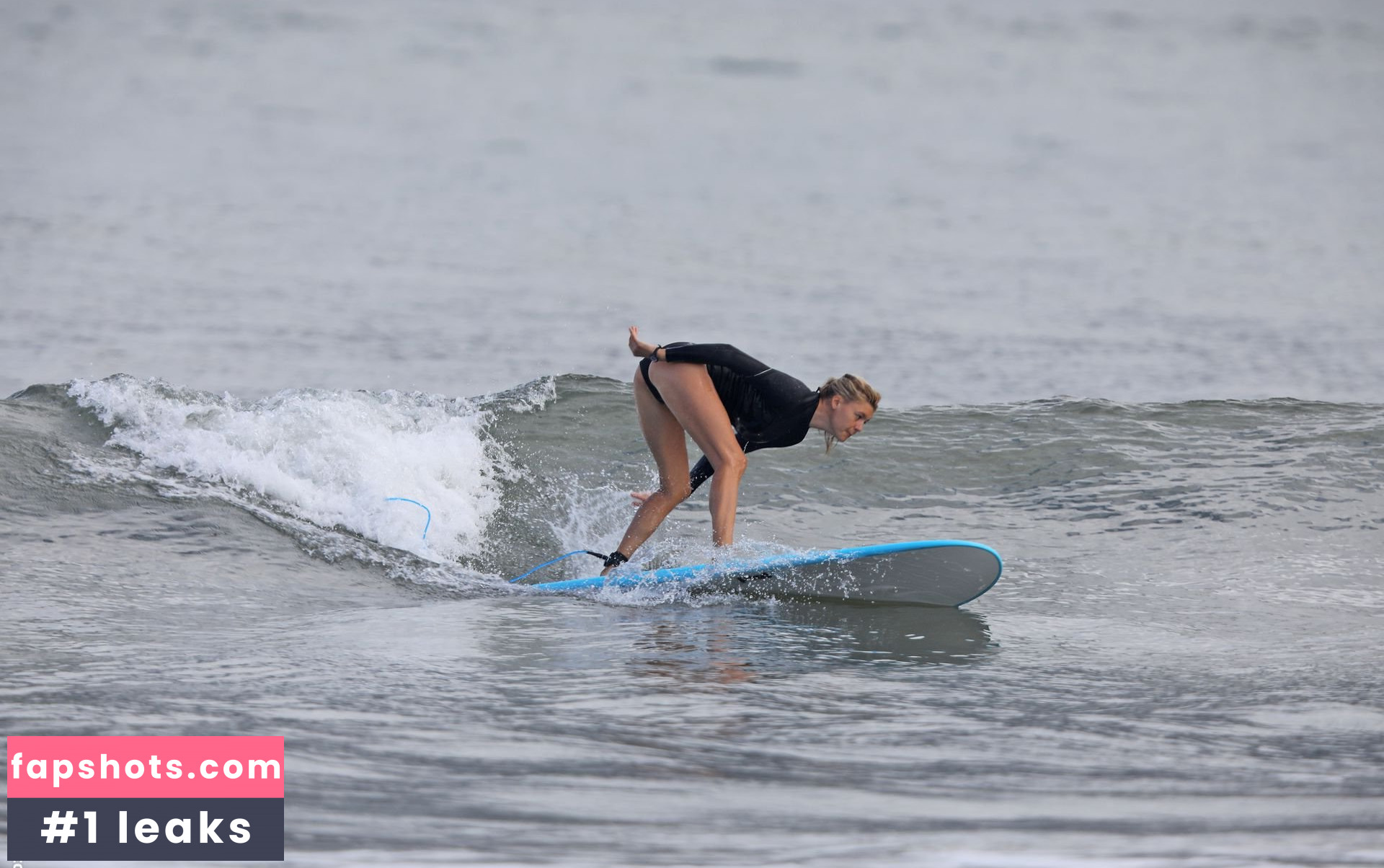 Kelly Rohrbach gallery photo #911