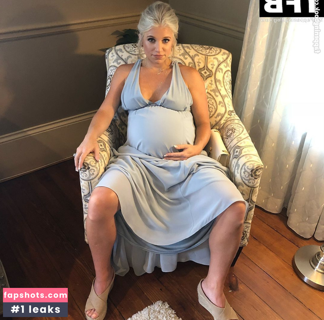 Kelly Stafford gallery photo #43