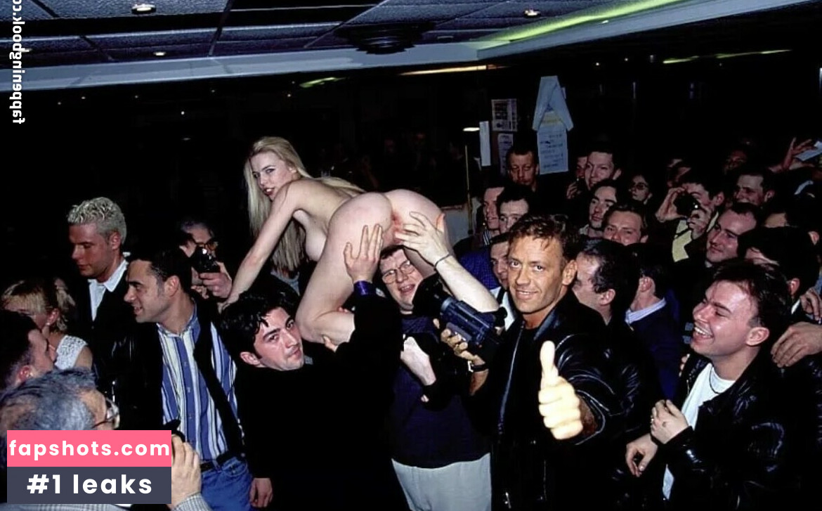 Kelly Stafford gallery photo #9