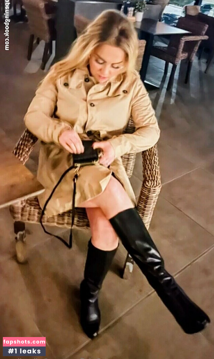 kellymilana nude babe gallery