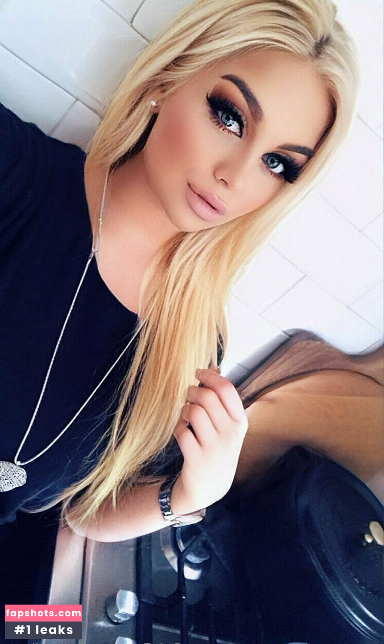 kellymilana gallery photo #20