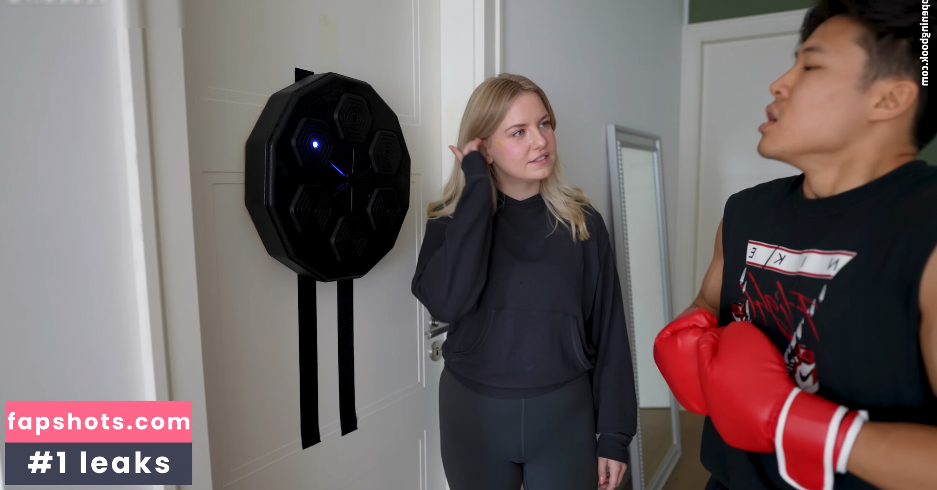 KellyMissesvlog Nude Leaks OnlyFans Photos #8 - LeakJerk