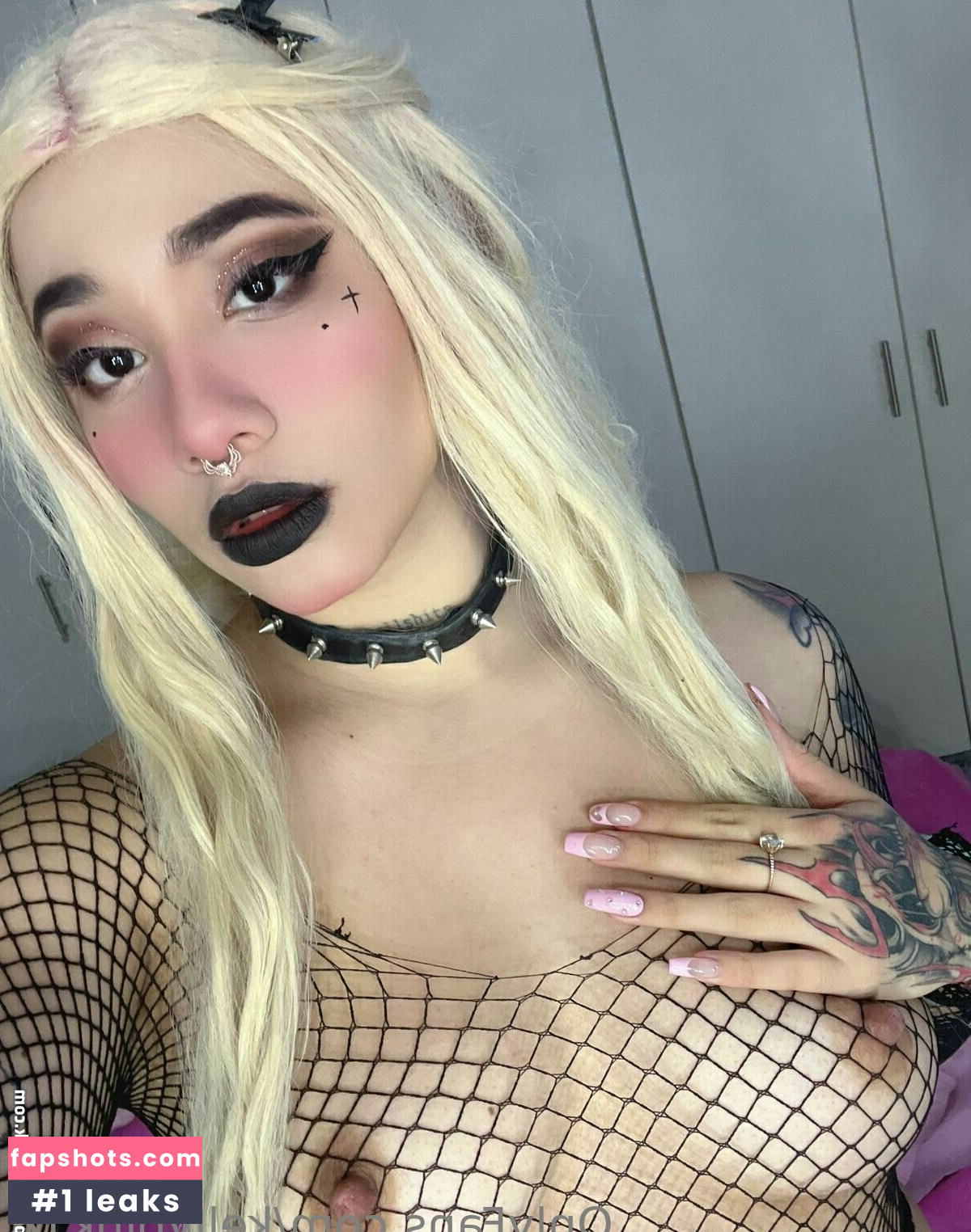 kellypink18 gallery photo #6