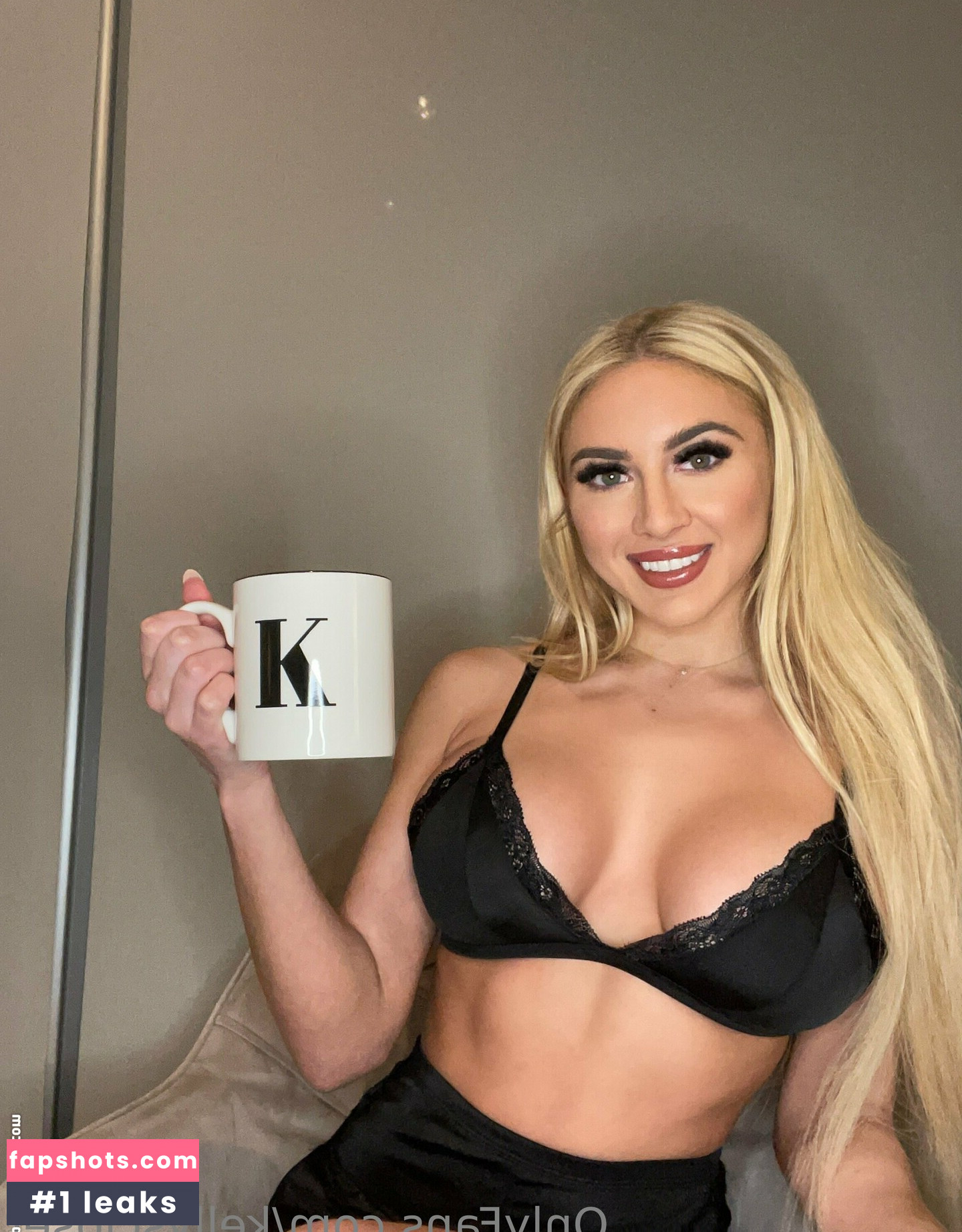 kellyscloset gallery photo #24