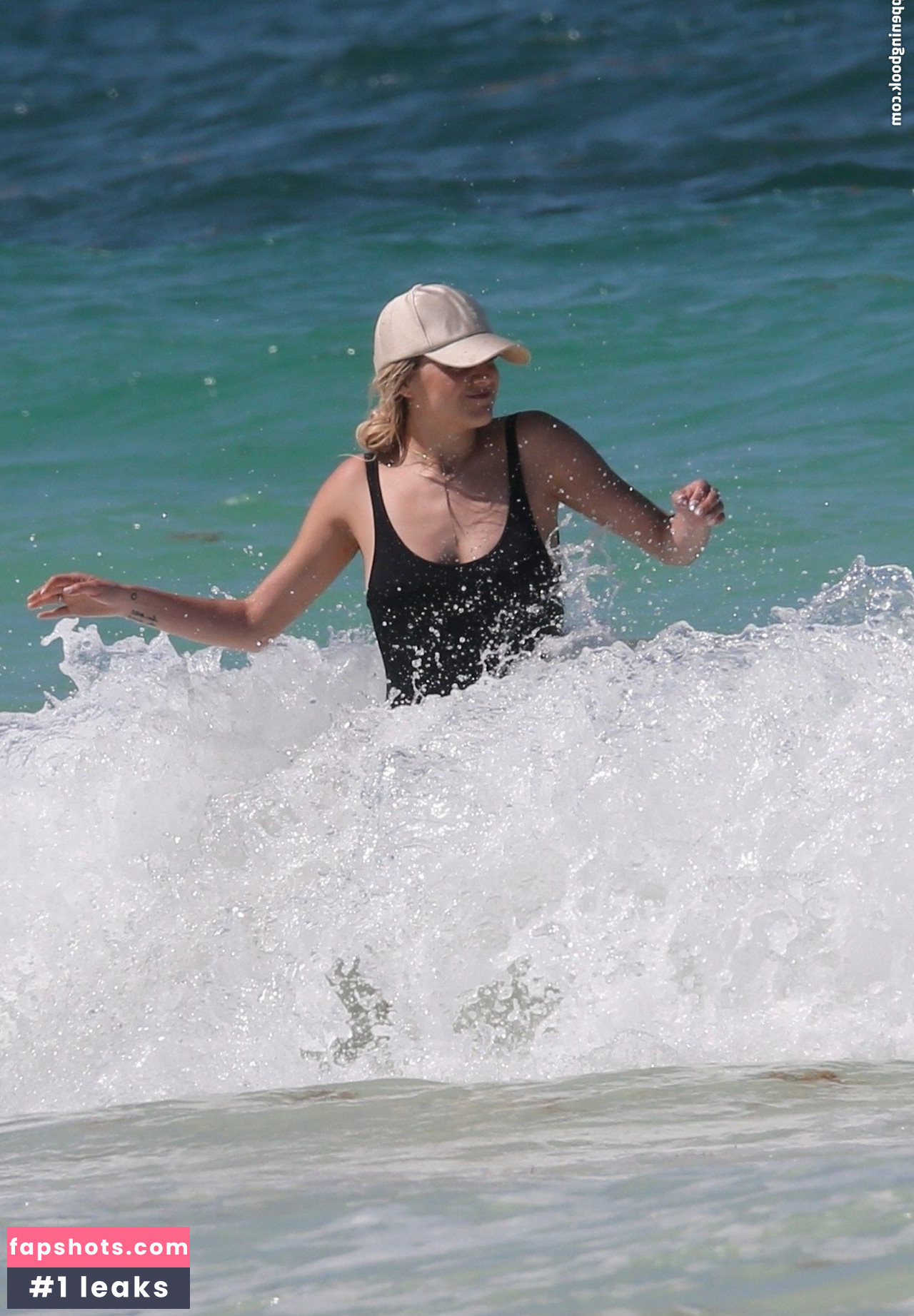 Kelsea Ballerini Nude Leaks OnlyFans Photos #116 - Fapshots