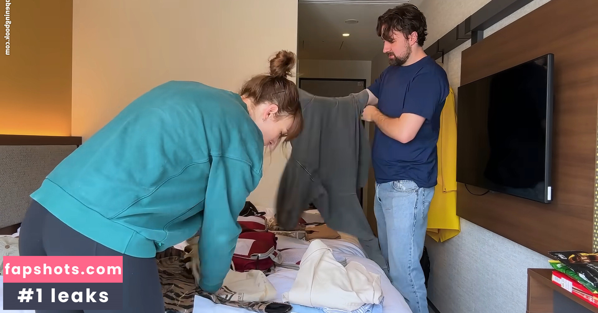 Kelsey Marillis gallery photo #15