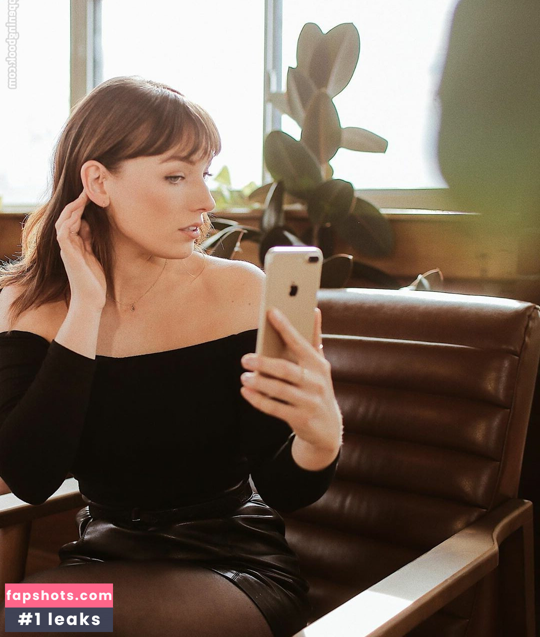 Kelsey Marillis gallery photo #26