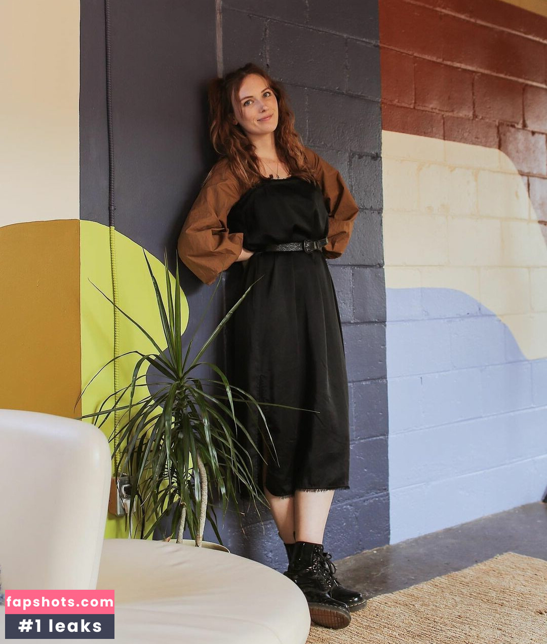 Kelsey Marillis gallery photo #37