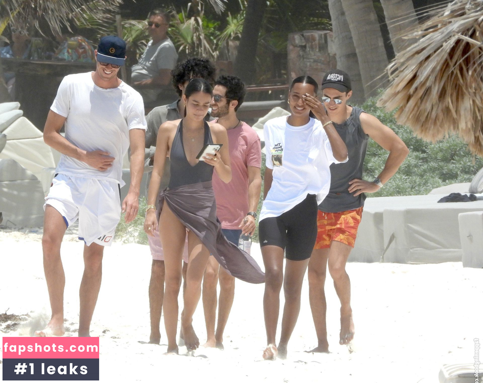 Kelsey Merritt gallery photo #126