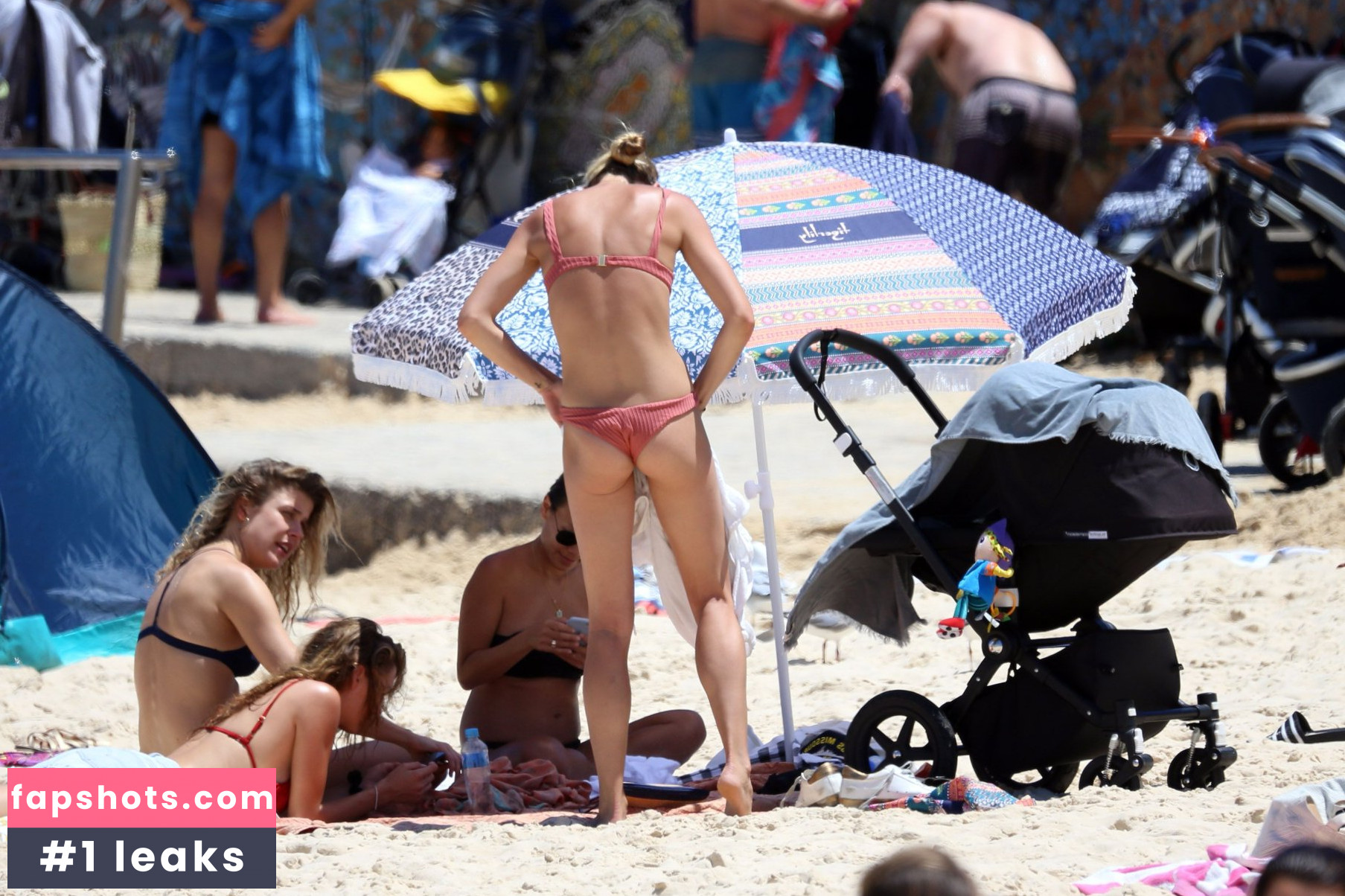 Kendal Schuler gallery photo #75