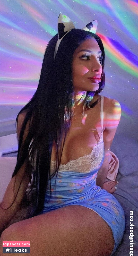 Kendall Hadid gallery photo #14