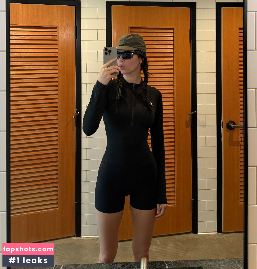 Kendall Jenner Nude Leaks OnlyFans Photos #128 - LeakJerk