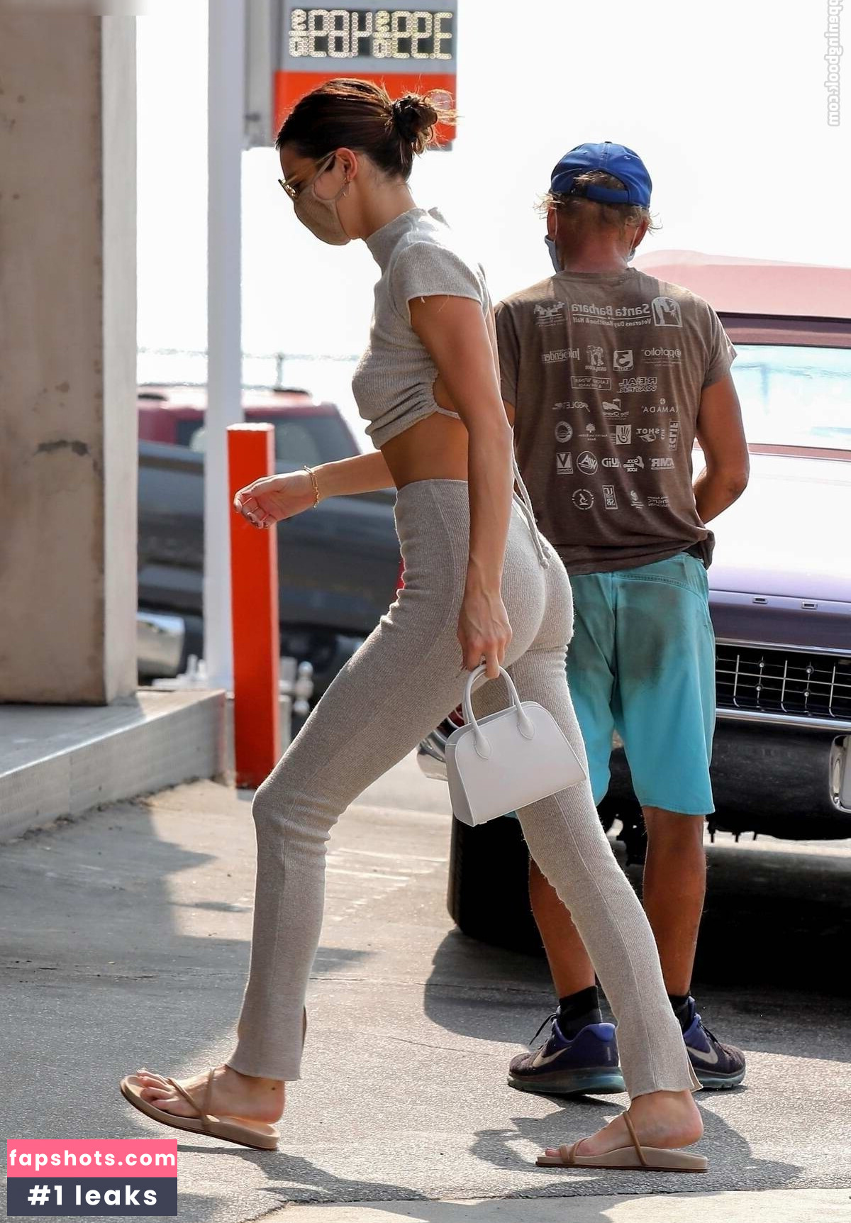 Kendall Jenner Nude Leaks OnlyFans Photos #186 - LeakJerk