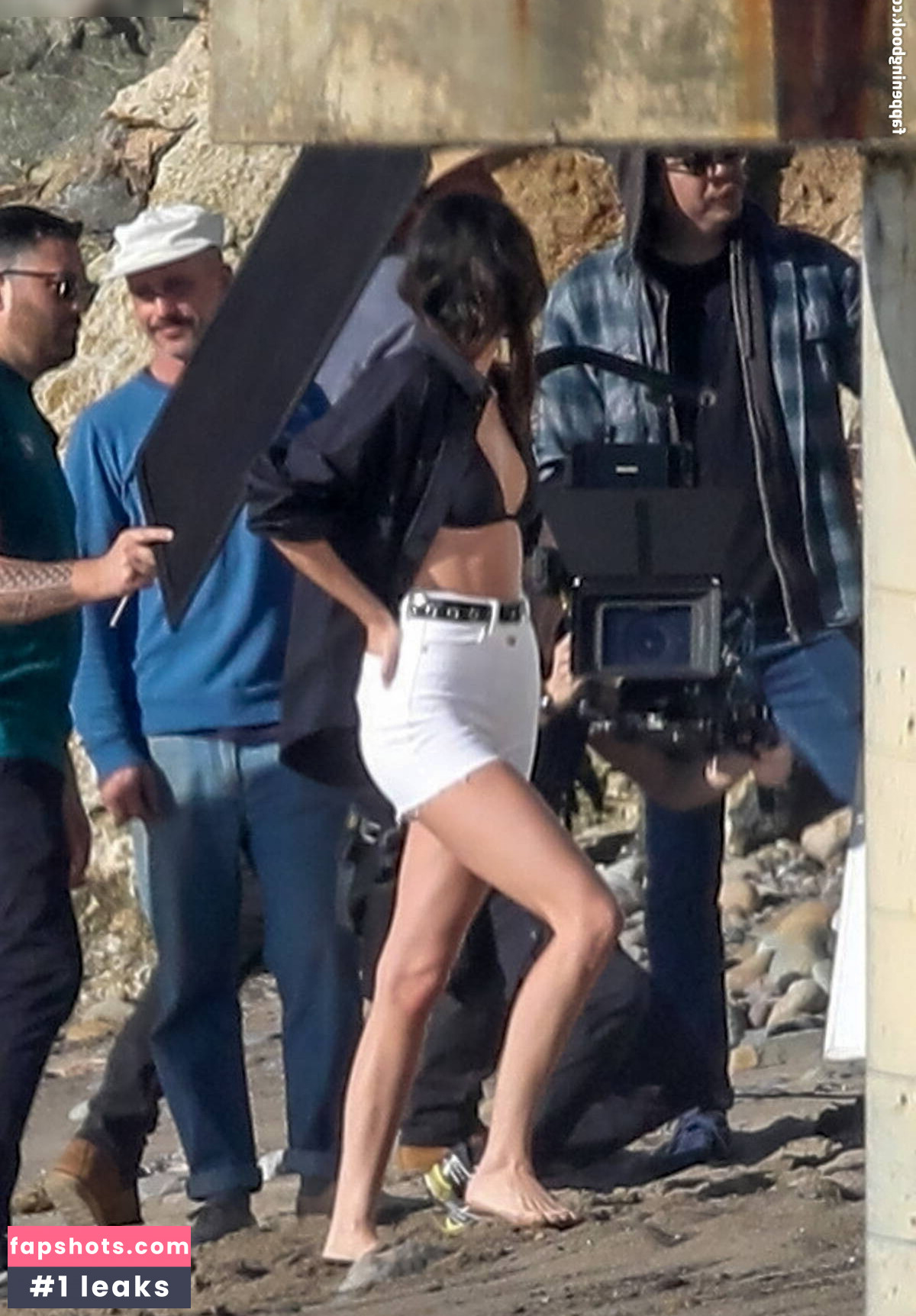 Kendall Jenner Nude Leaks OnlyFans Photos #197 - LeakJerk